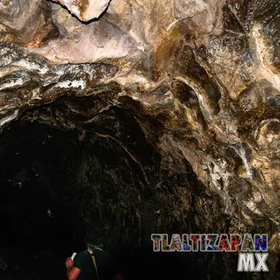 Cueva de la colonia San Miguel 30 - 2012